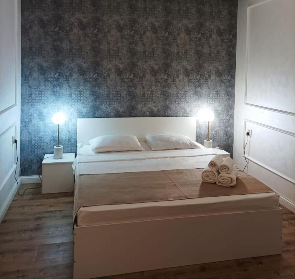 Riverside Boutique Hotel Almaty Luaran gambar